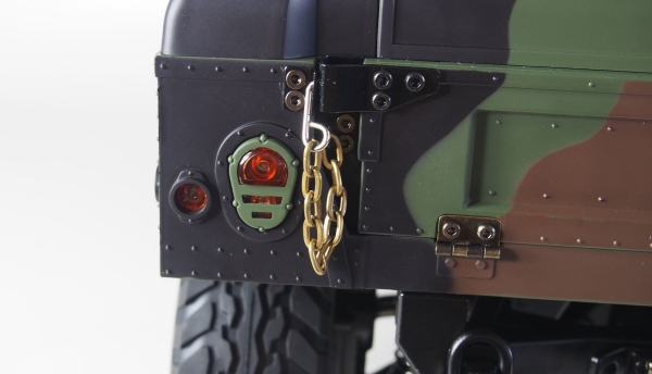 22420 U.S. Militär Truck 4x4 1:10 RTR camouflage